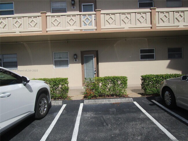 5003 NW 35th St in Lauderdale Lakes, FL - Building Photo - Building Photo