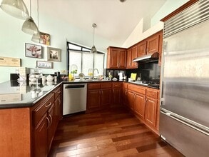 1445 Bounty Way in Laguna Beach, CA - Building Photo - Building Photo