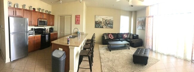 1510 9th St, Unit #221 in Tuscaloosa, AL - Foto de edificio - Building Photo