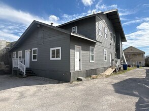 1137 W Ashby Pl in San Antonio, TX - Building Photo - Building Photo