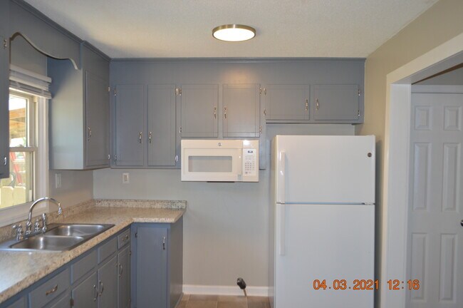 106 Craven Rd, Unit B in Ladson, SC - Building Photo - Building Photo