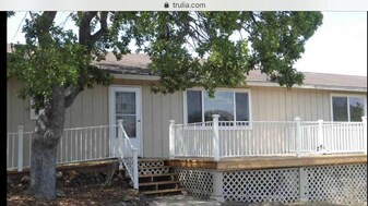 12901 Ponderosa St in Hornbrook, CA - Building Photo