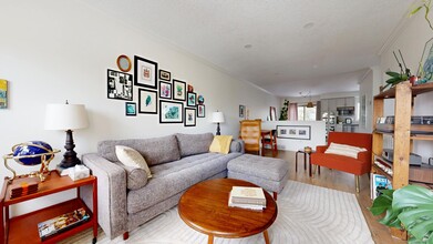 609 Colborne St in London, ON - Building Photo - Building Photo