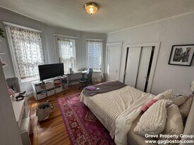 57 M St in Boston, MA - Building Photo