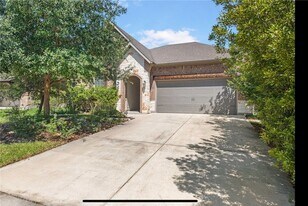 2528 Kinnersley Ln in College Station, TX - Building Photo