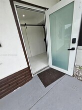 1421 NW 65th Terrace in Hollywood, FL - Building Photo - Building Photo