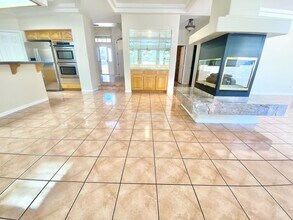 8412 Bay Crest Dr in Las Vegas, NV - Building Photo - Building Photo