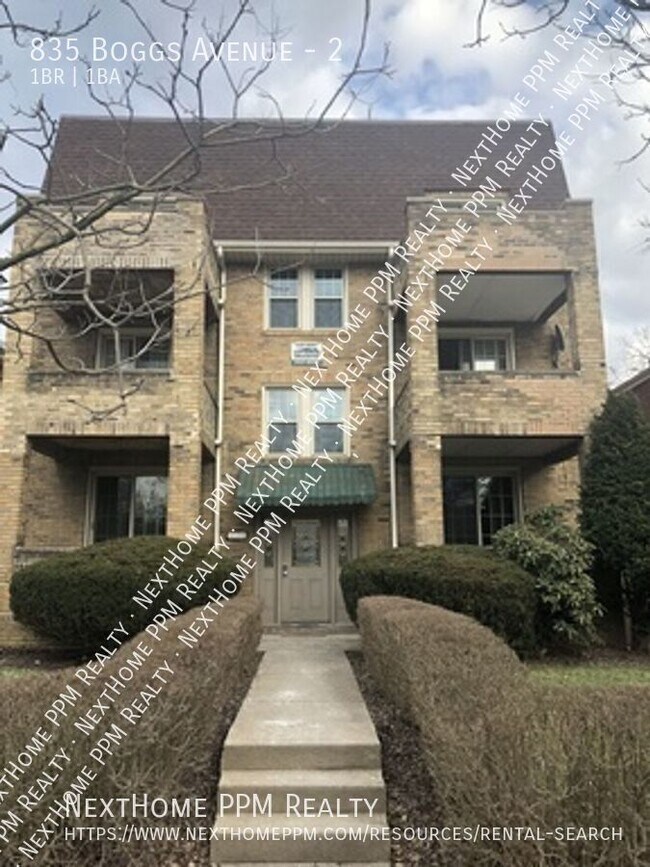 property at 835 Boggs Ave