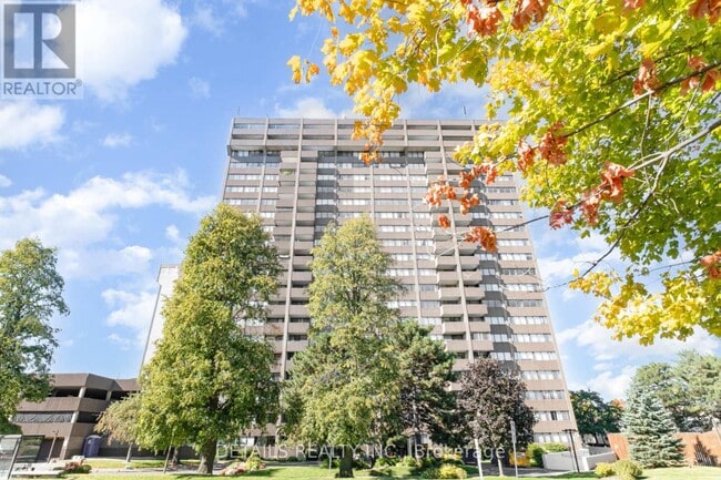 1285 Cahill Dr in Ottawa, ON - Building Photo - Building Photo