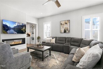 200 Gravel Brook Ct in Cary, NC - Building Photo - Building Photo