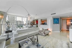 1331 Brickell Bay Dr in Miami, FL - Building Photo - Building Photo