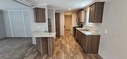 63 Tulip Ln in Belleville, MI - Building Photo - Building Photo