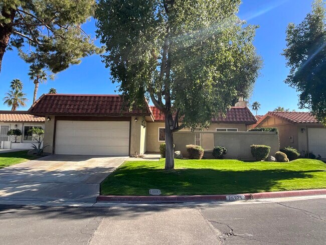 property at 75325 Pino Dr