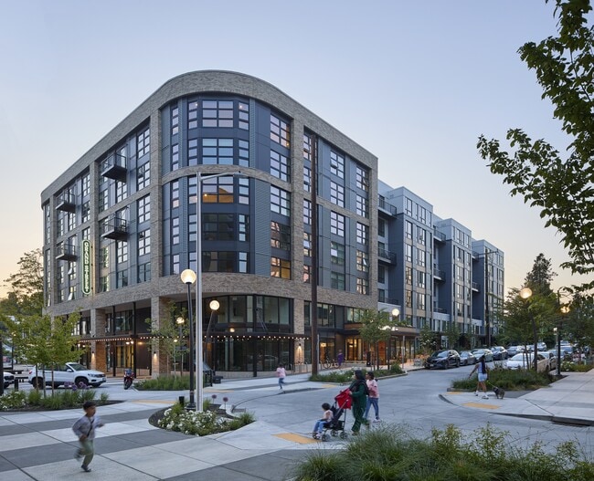 Grand Street Commons