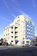 Viscaya West in Forest Hills, NY - Building Photo - Building Photo