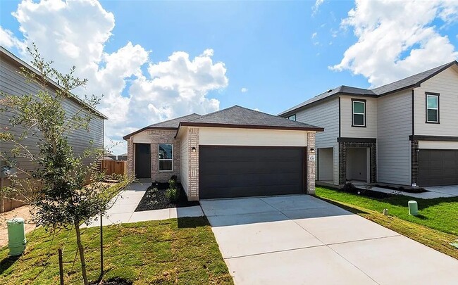 property at 539 Dakota Crk