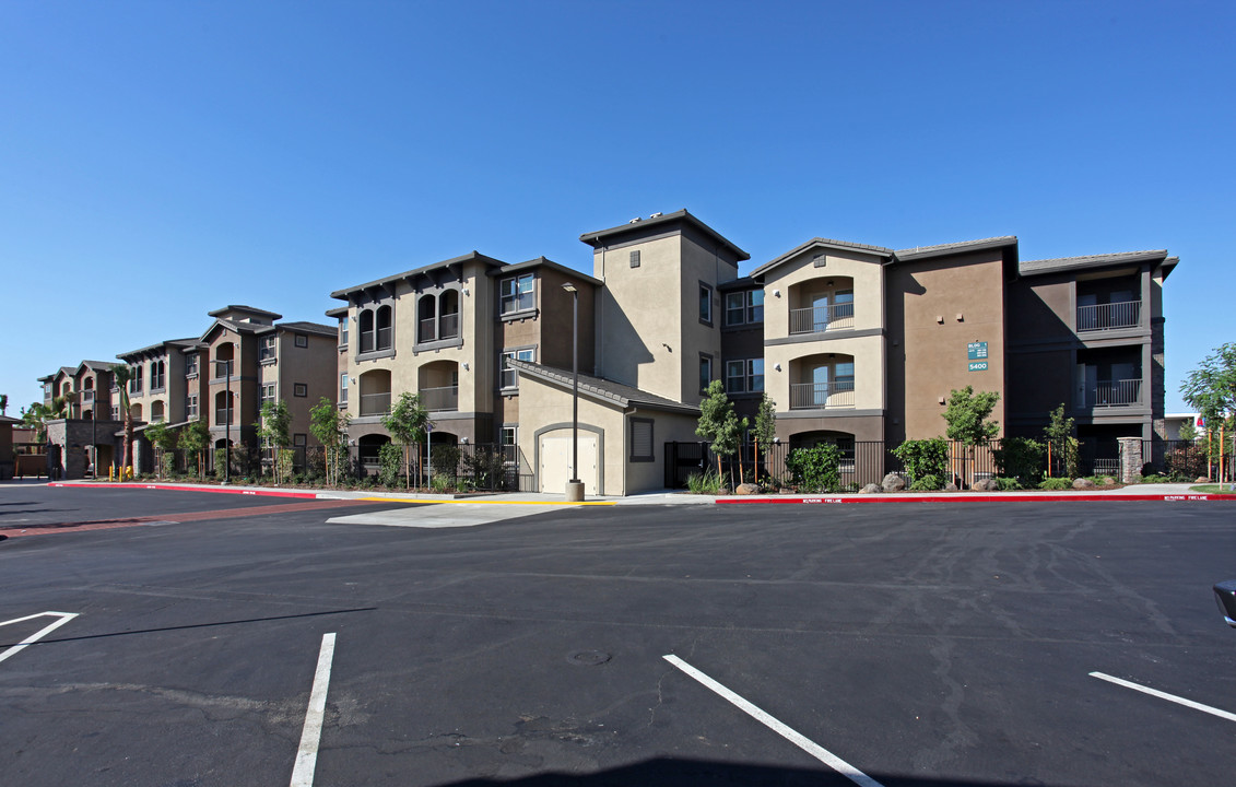 Foothill Farms Senior Apartments in Sacramento, CA - Building Photo