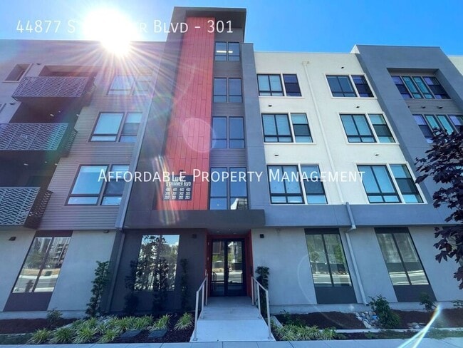 property at 44877 S Grimmer Blvd