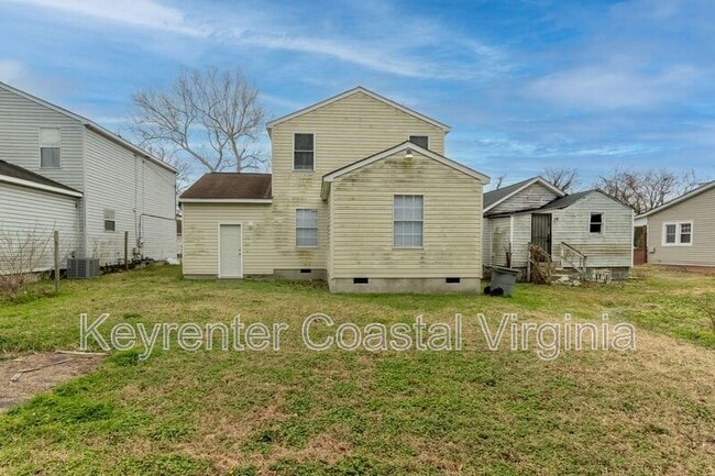 1010 Quash St in Hampton, VA - Building Photo - Building Photo