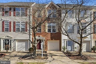 8429 Hallie Rose St in Alexandria, VA - Building Photo