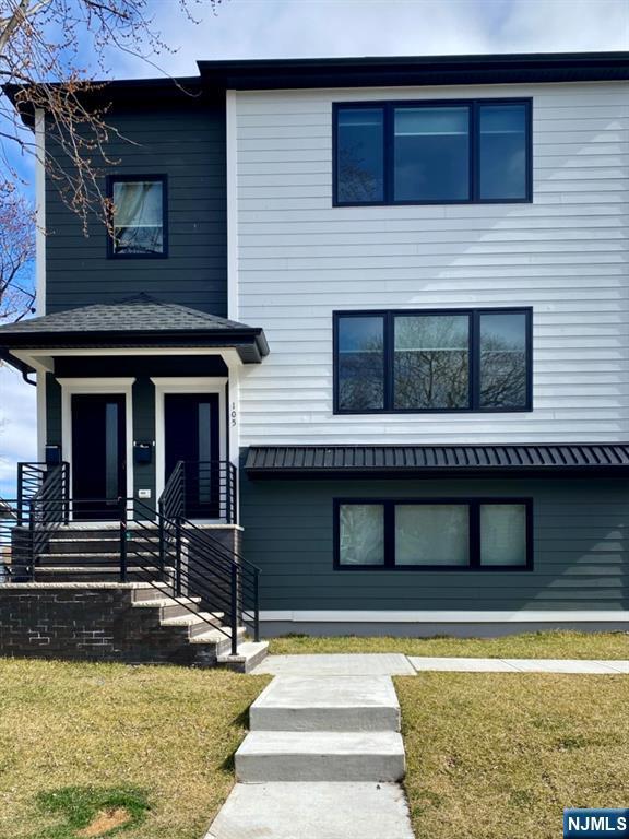 105 Feronia Wy in Rutherford, NJ - Building Photo - Building Photo