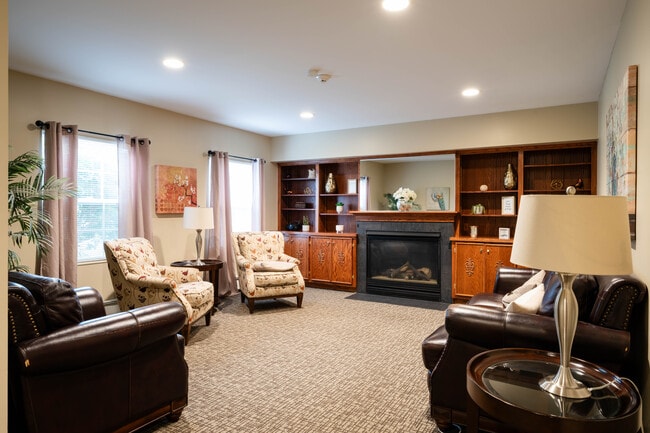 Seneca Pointe Senior Apartments in West Seneca, NY - Foto de edificio - Lobby