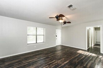 1000 N Chico St in Decatur, TX - Building Photo - Building Photo
