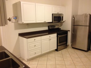 105 Wilson St, Unit 2FF in Bridgeport, CT - Building Photo - Building Photo