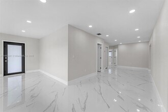 11800 SW 176th St in Miami, FL - Building Photo - Building Photo