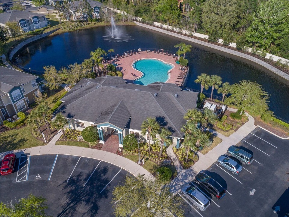 Hawthorne Village in Port Orange, FL - Building Photo