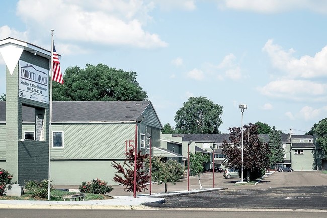 Endicott Manor Apartments