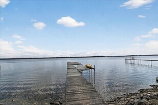 713 S Few St in Madison, WI - Building Photo