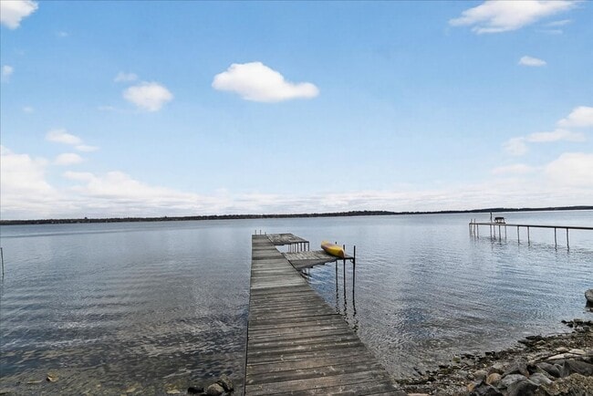 property at 713 S Few St