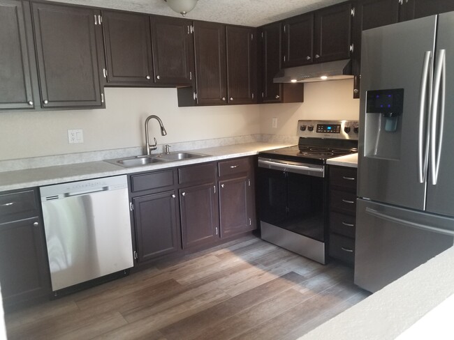 property at 12527 Elm St