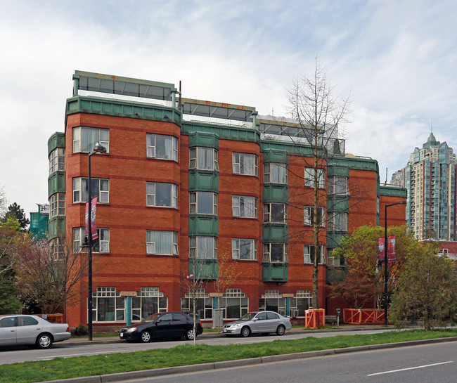 Yaletown House in Vancouver, BC - Building Photo - Building Photo