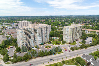 Discovery Palace I in Pickering, ON - Building Photo - Building Photo