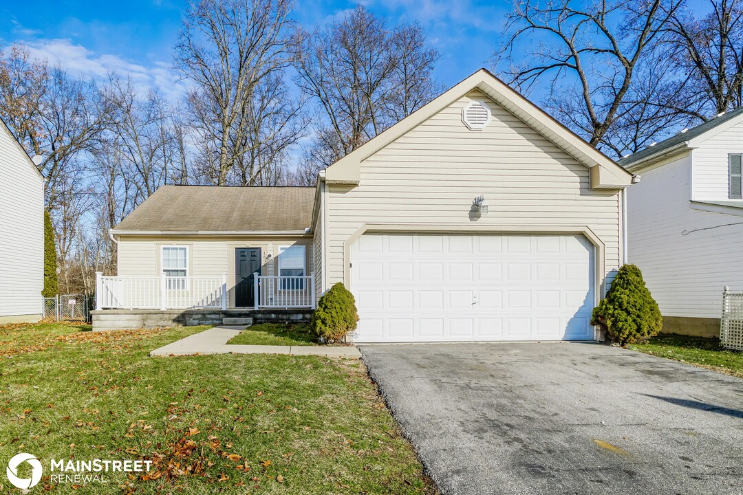 1892 McDowell Ridge Dr in Columbus, OH - Foto de edificio