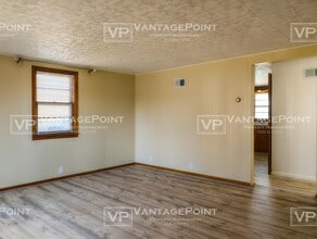 433 S Erie St in De Pere, WI - Building Photo - Building Photo