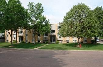 Apartments on 1st Ave in Osseo, MN - Building Photo - Building Photo