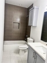 10 S Yankton St in Alton, TX - Building Photo - Building Photo
