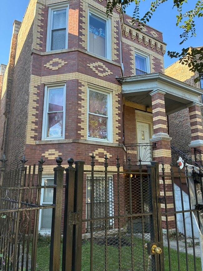property at 1706 N Springfield Ave