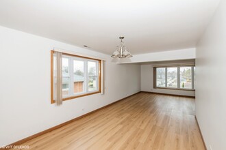 1509 E 31st St in La Grange Park, IL - Foto de edificio - Building Photo