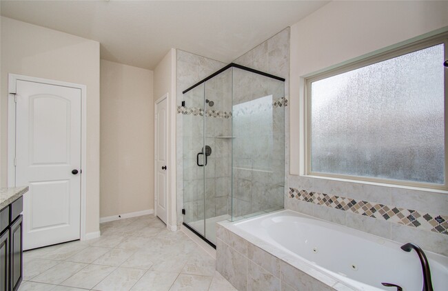 2702 Fairfield Bend Pl