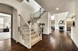 8116 Stone Ridge Dr in Plano, TX - Building Photo - Building Photo