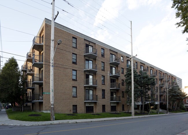 50 Burnside Ave