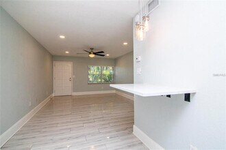208 Danube Ave in Tampa, FL - Building Photo - Building Photo