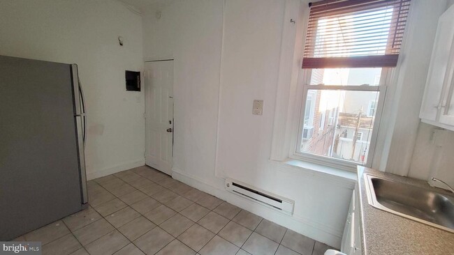 property at 1249 Shackamaxon St