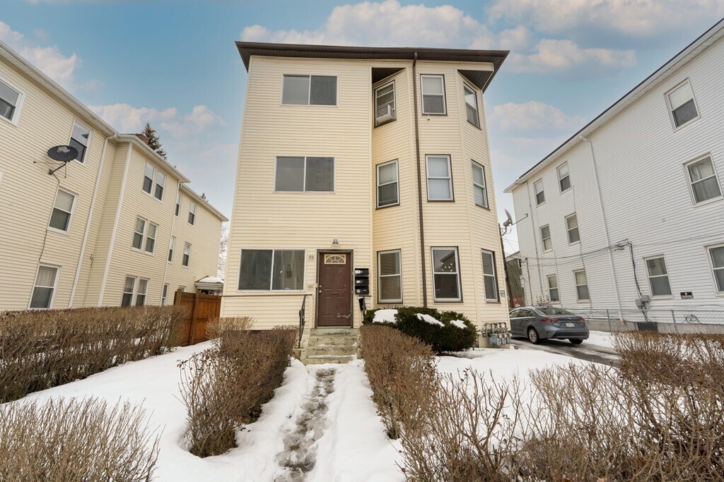 93 Cutler St, Unit Unit 3 in Worcester, MA - Building Photo