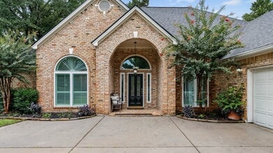 25818 Overlake Dr in Spring, TX - Building Photo - Building Photo