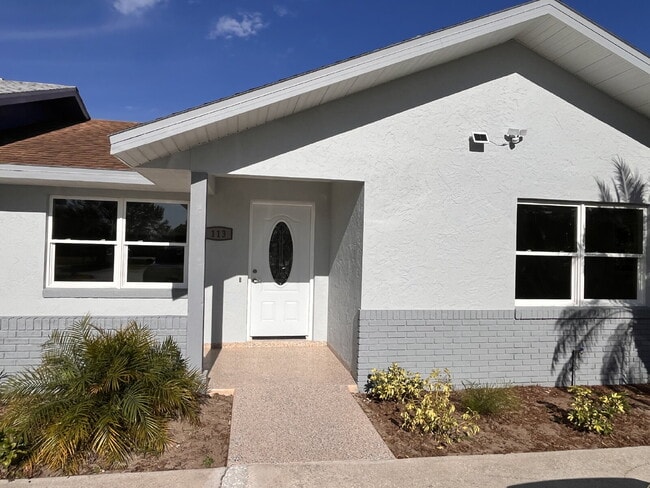 property at 113 Voss Ct